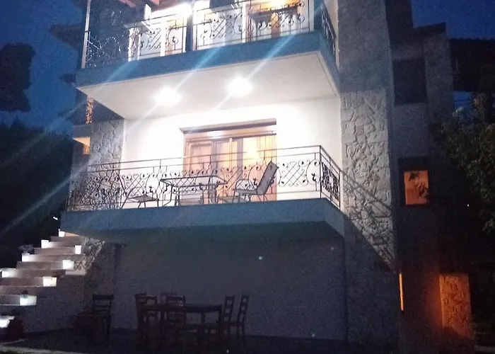 κτήμα *