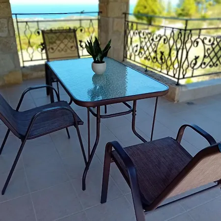κτήμα * Ajía Paraszkeví